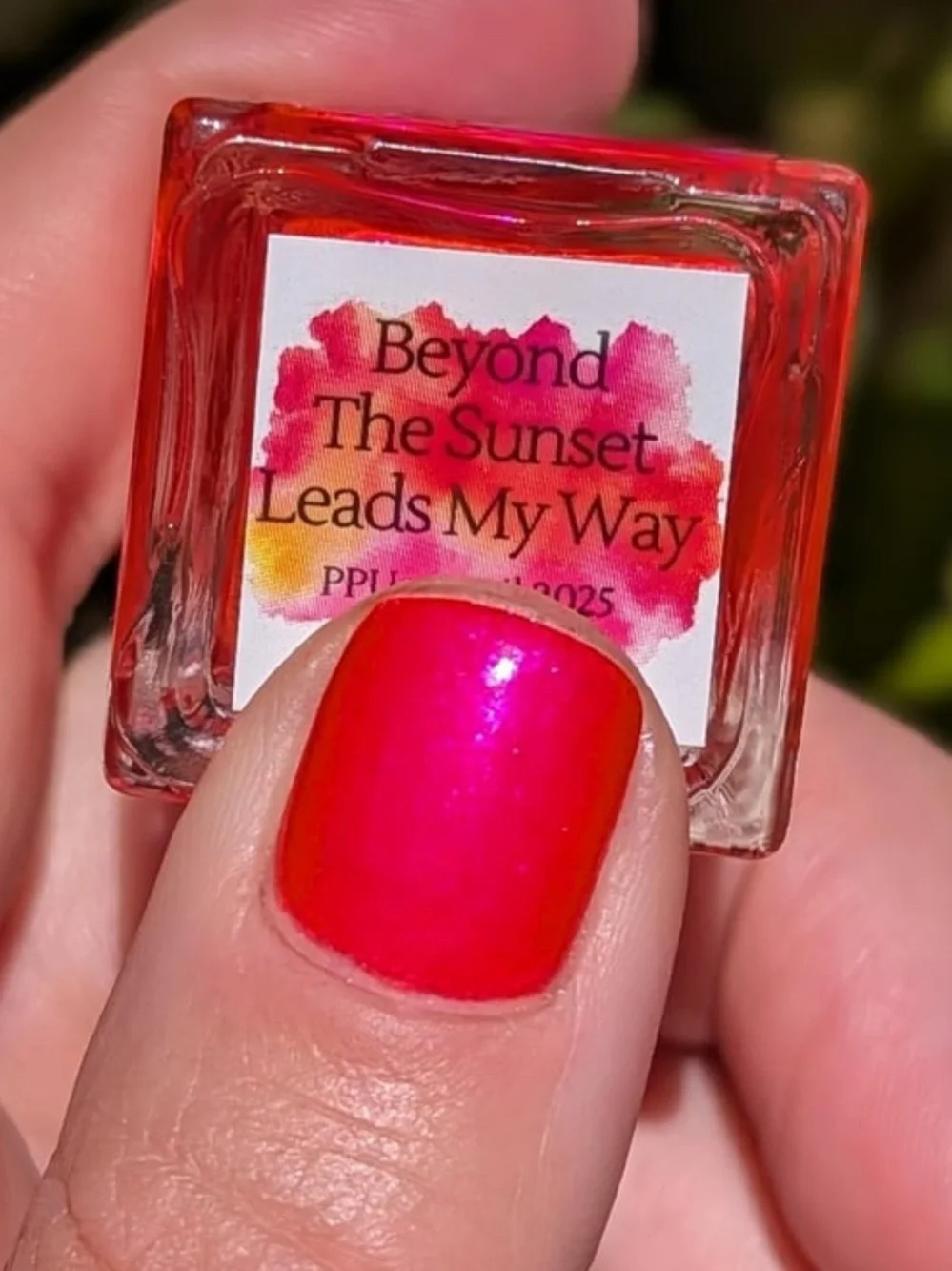 RARE BCB Lacquers “Beyond The Sunset…” Neon Pink Nail Polish 💅🏻 ✨💕